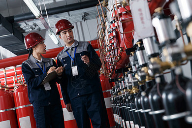 消防控制室與消防技術(shù)服務(wù) 構(gòu)筑火災(zāi)防控的智慧中樞